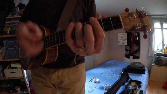 You Got To Swing And Sway (ukulele swing tutorial) смотреть онлайн