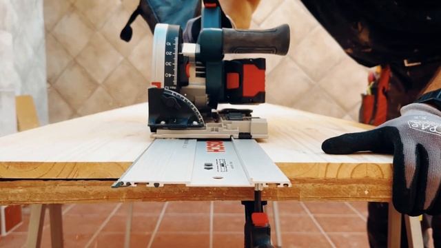 Sierras de inmersión Bosch Professional GKT 18V-52 смотреть онлайн
