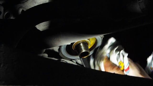 Замена моторного масла Acura MDX oil&filter change смотреть онлайн