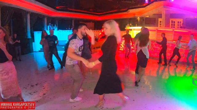 Alexander Maneev & Alyona Zhuravel social dancing @ Salsateca's 12th Anniversary 05.10.2019 смотреть онлайн