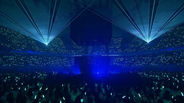 LEE TAEMIN at 「TAEMIN THE 1st STAGE Nippon Budokan」 смотреть онлайн