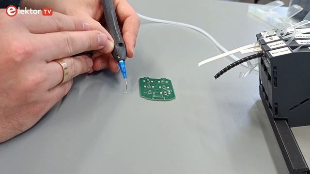 Introducing the Pixel Pump Handheld Pick & Place Machine смотреть онлайн