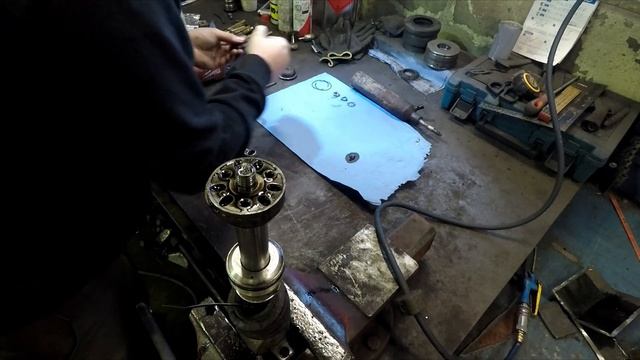 Mercedes w116 SLS self leveling suspension shockabsorbers cheap rebuild . Nivåreglering смотреть онлайн