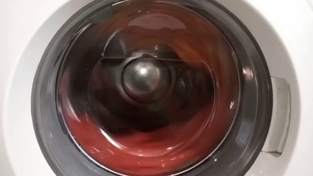 Стиральная машина Samsung WF1500NHW. Стирка: быстрая 30гр 1000об/мин смотреть онлайн