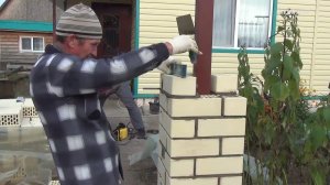 Столбики для забора кирпичные как сделать? Как сделать забор с кирпичными столбами?