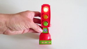 Музыкальная игрушка «Светофорчик» со стихами, песней и светом от ТМ «УМКА» | Учим цвета светофора