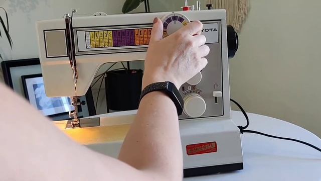 Toyota Model 2600LX Multi Stitch Heavy Duty Electric Sewing Machine смотреть онлайн