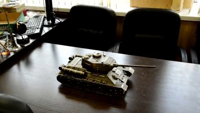 Прорыв к Победе на бронзовом радиоуправляемом танке Т-34/85 смотреть онлайн