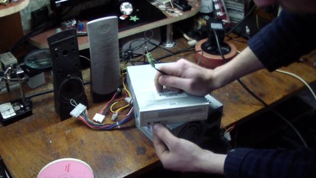 Самодельный проигрыватель компакт-дисков смотреть онлайн