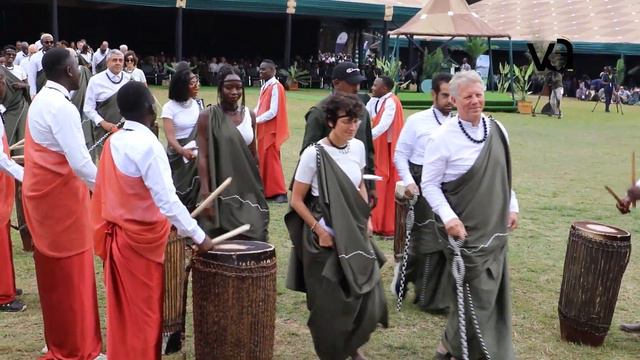 UNWTO Secretary-General Zurab Pololikashvili names Gorilla at 19th Kwita Izina смотреть онлайн