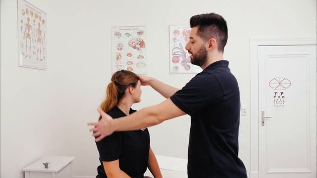 Lagerungsmanöver nach Semont rechts | Therapie bei Lagerungsschwindel смотреть онлайн