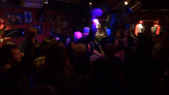 ВАСКО КРЪПКАТА С ПОДУЕНЕ BLUES БЕНД в club MAZE - 09.11.13г. клип №7 смотреть онлайн