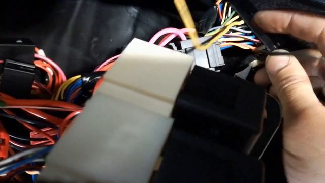 Где и как подключить центральный замок к сигнализации(Нива Шевроле 2018) смотреть онлайн