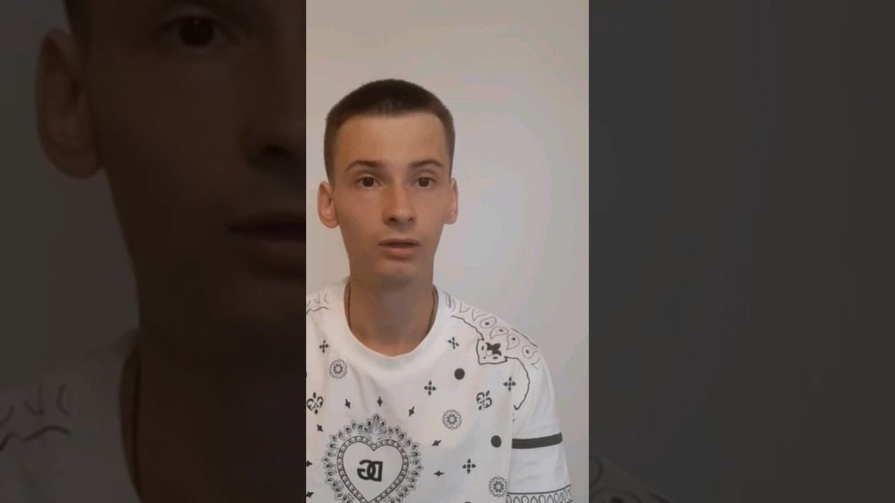 Сейчас даю две консультации✍️