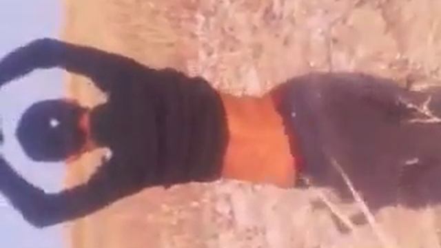 копирует Шакиру!!!) смотреть онлайн
