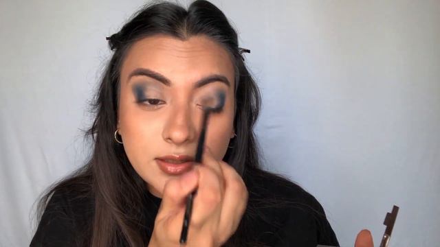 Gradient Blue Eye Makeup Tutorial ft. Rhea | Bewitching Eyeshadow Palette | Colorbar Cosmetics смотреть онлайн
