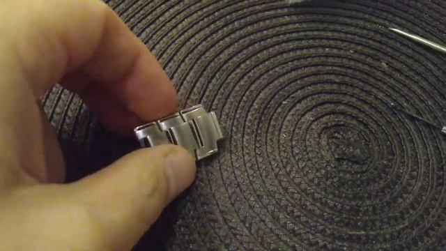 Как убрать звенья на часах Casio смотреть онлайн