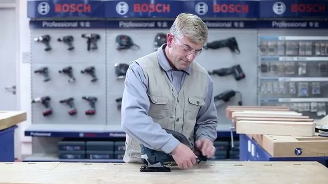 Máy cưa lọng Bosch GST 65 E Professional смотреть онлайн