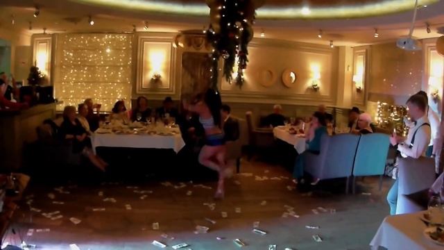 ЗАКРЫТЫЙ КОРПОРАТИВ В МОСКВЕ. ПЬЯНЫЕ И РАЗВРАТНЫЕ ДЕВКИ. смотреть онлайн