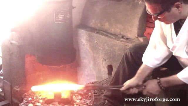 SkyJiro Forge Master Smith Kinzan Forging Samurai Sword Video 1 смотреть онлайн