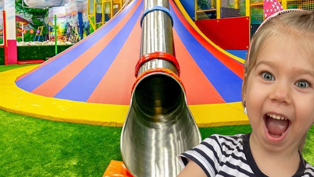 Влог Ева и Фло | игромания в детском интерактивном центре | тарзанка с препятствием и лабиринты смотреть онлайн