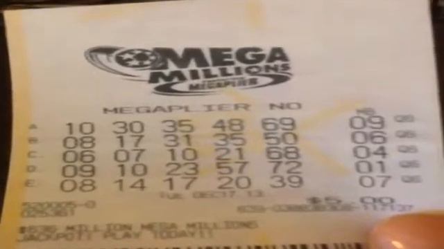 GUY RIPS UP AND FLUSHES 636 MILLION DOLLAR LOTTERY TICKET #TURNTUPRADIO #TURNDOWNFORWAT смотреть онлайн