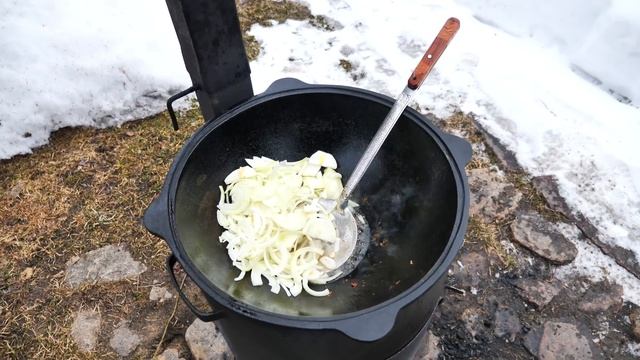 ВСЕ ДЕЛО В СОДЕ. КУРИЦА ПО-ЕВРЕЙСКИ В КАЗАНЕ смотреть онлайн