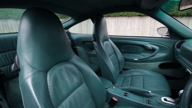Lot 566 - 2003 Porsche 911 (996) Carrera 2 Tiptronic S смотреть онлайн