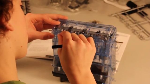 Модель двигателя внутреннего сгорания смотреть онлайн