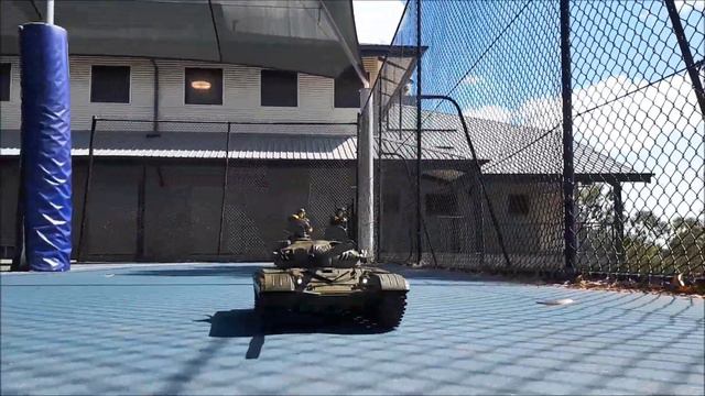 Heng Long HL 1/16 T-72 RC Tank смотреть онлайн