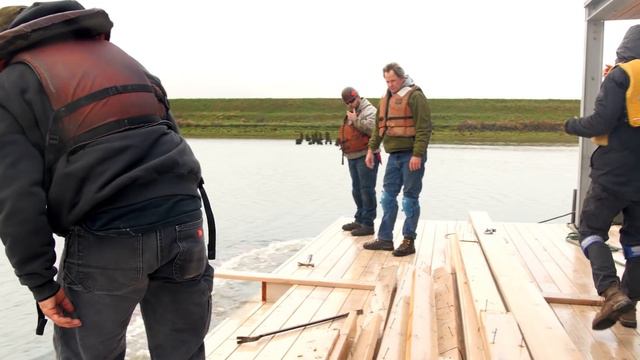 Constructing Floating Homes | Houses On Water | Zillow смотреть онлайн