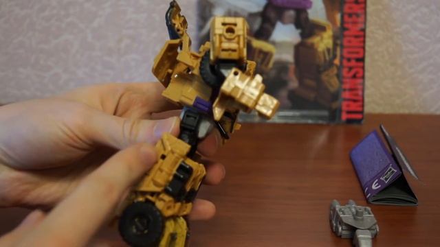 Обзор Hasbro Transformers Generation Combiner Wars  Swindle