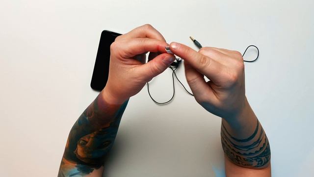 Rode SmartLav+ vs iPhone 13 Pro смотреть онлайн