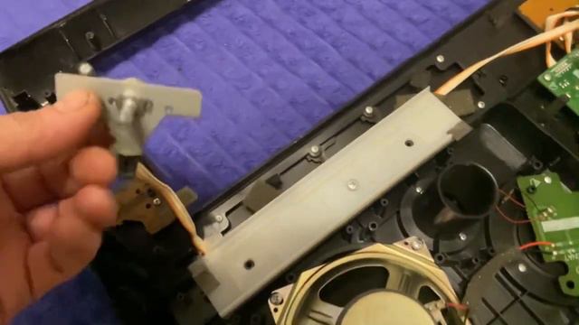 Ремонт синтезатора Casio WK-6500 Часть 1. Неисправен Pitch Bend смотреть онлайн