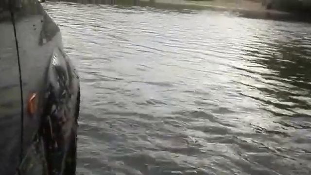 Брод у водопада на Калужском шоссе, обратно, на Suzuki Jimny смотреть онлайн