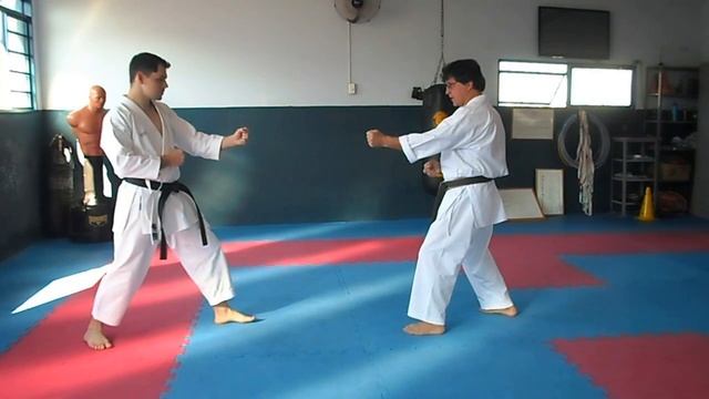 Bujin-Do-Kan- (Okuri Jyu Ipoon Kumite). смотреть онлайн