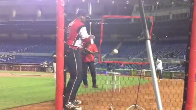 David Denson (World Record 515 ft home run) hitting the Swi смотреть онлайн