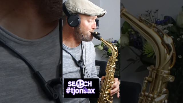 easy on me, (Adele) sax cover, смотреть онлайн