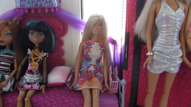 Обзор на мою коллекцию кукол. Часть 3. Барби. смотреть онлайн