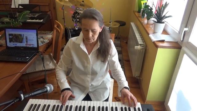 BESAME MUCHO [YAMAHA PSR--E473] смотреть онлайн