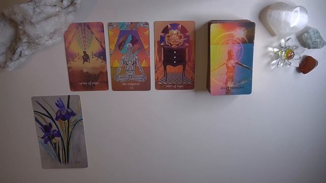 WHAT MAKES YOU SO LOVABLE/ATTRACTIVE??? Pick-a-Card Tarot Reading ✨ Collab with @JupiterSun ! смотреть онлайн