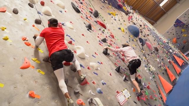 Shoot The Rock Climber!!