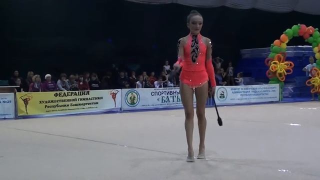 Открытый городской турнир по художественной гимнастике памяти Кутдусовой Р.М. 26-27 октября 2013г. смотреть онлайн