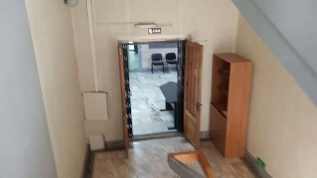 Офисное здание! Загорайка с радио! Лифт(КМЗ 1991 г.в) Республики 211А,г.Тюмень. смотреть онлайн