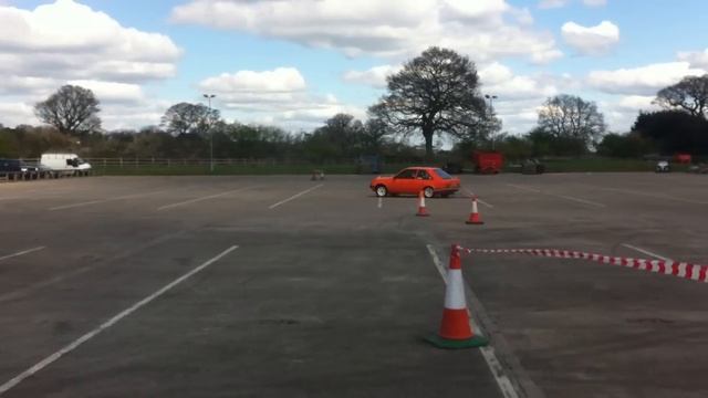 Ford Escort mk3 RWD drifting at NADAC autotest смотреть онлайн