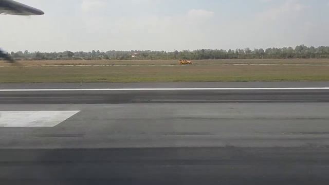 Siem Reap Airport (REP), Cambodia Landing. Angkor Wat Airport смотреть онлайн