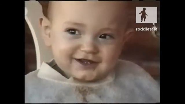 Малыш смеется Очень КЛАСНОЕ ВИДЕО смотреть онлайн