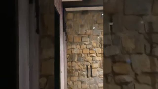 Стеклянные ограждения для террас, стеклянные козырьки, стеклянные навесы,Безрамное остекление смотреть онлайн