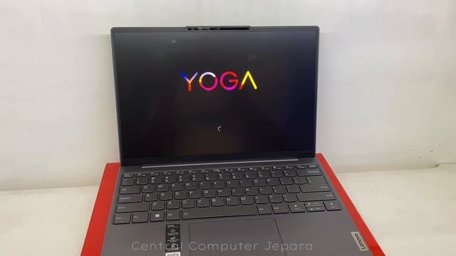 Laptop Premium Lenovo YOGA Slim 7 Carbon смотреть онлайн