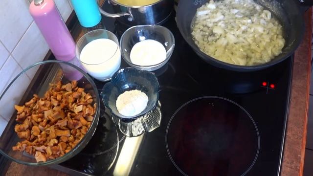 Просто улетает со стола! Лисички с картошкой! Просто, быстро и очень вкусно! @DeVija.LifeStyle смотреть онлайн